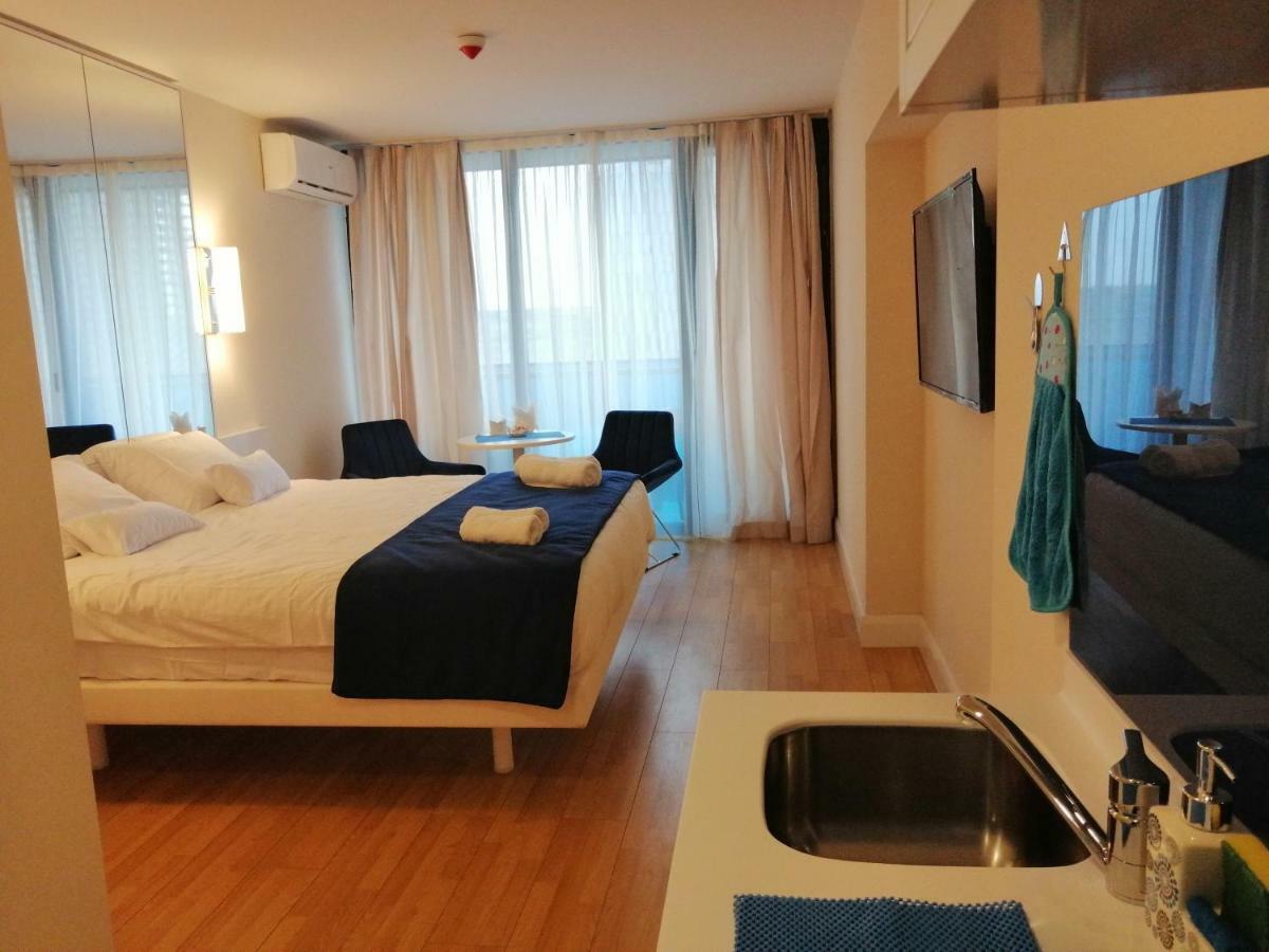 Orbi City Towers Batumi Luaran gambar